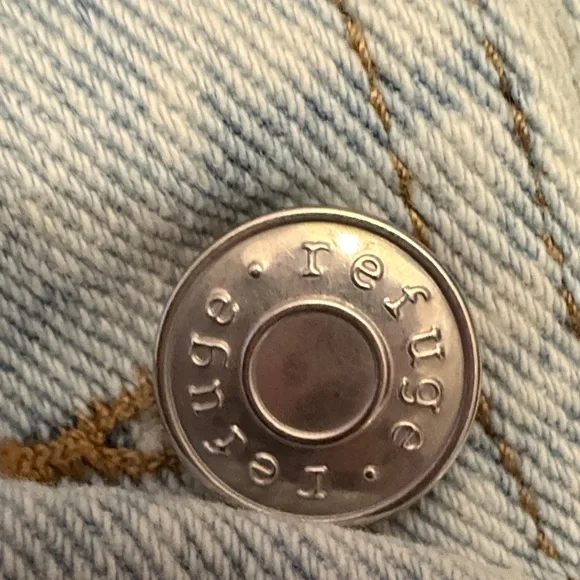 refuge Light Wash Denim Short Overalls - Picture 5 of 7